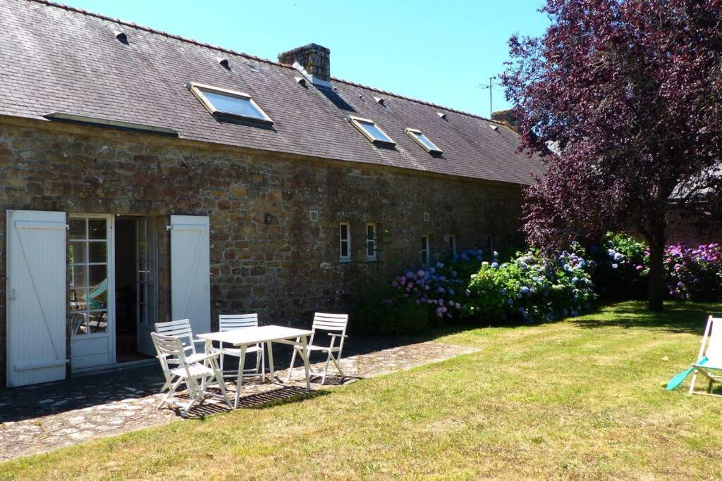 Crac'H, Grande Maison De Vacances Au Calme Crach Экстерьер фото